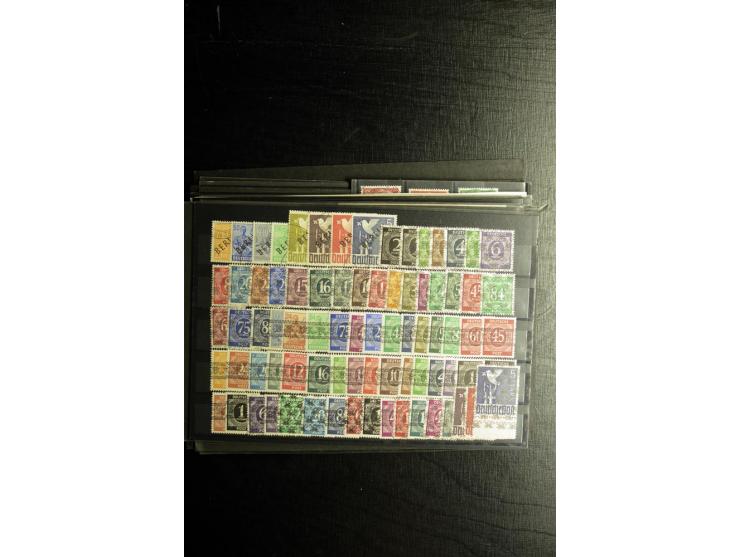 1850/1973 (ca.), Partie Fälschungen und Verfälschungen, teils gekennzeichnet, im kleinen Karton