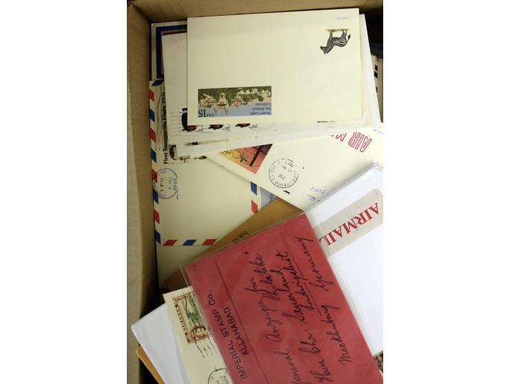 1880/1970 (ca.), interessanter Posten Britische Kolonien inkl. Australien und Gebiete sowie USA/UNO mit ca. 320 Briefen, Kart