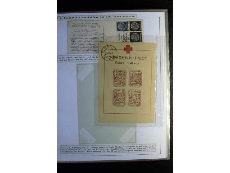 Rotes Kreuz: 1870/1990 (ca.), Ausstellungs-Sammlung "Eine Idee erobert die Welt" auf 60 Seiten plus Ergänzungsband mit 37 Sei