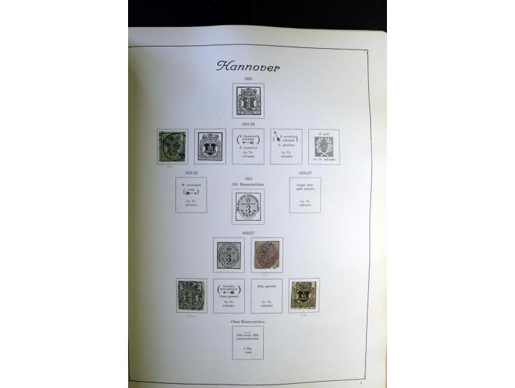 1872/1945, ungebrauchte und gestempelte Sammlung besseren Brustschilden, später u.a. Block 1-3 ungebraucht sowie ein Teil Zus