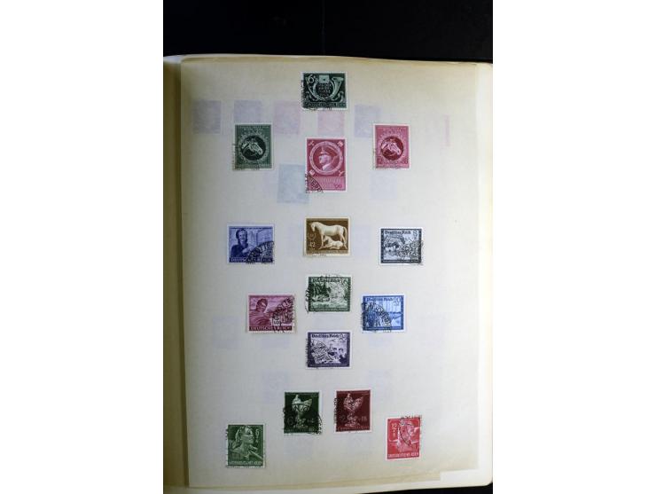 1872/1945, ungebrauchte und gestempelte Sammlung besseren Brustschilden, später u.a. Block 1-3 ungebraucht sowie ein Teil Zus