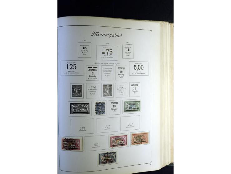 1872/1945, ungebrauchte und gestempelte Sammlung besseren Brustschilden, später u.a. Block 1-3 ungebraucht sowie ein Teil Zus