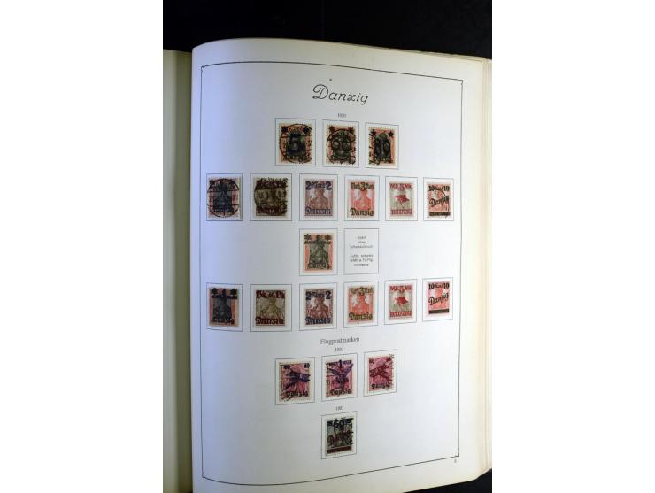 1872/1945, ungebrauchte und gestempelte Sammlung besseren Brustschilden, später u.a. Block 1-3 ungebraucht sowie ein Teil Zus