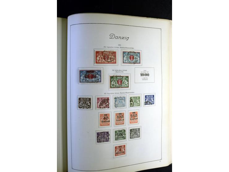 1872/1945, ungebrauchte und gestempelte Sammlung besseren Brustschilden, später u.a. Block 1-3 ungebraucht sowie ein Teil Zus