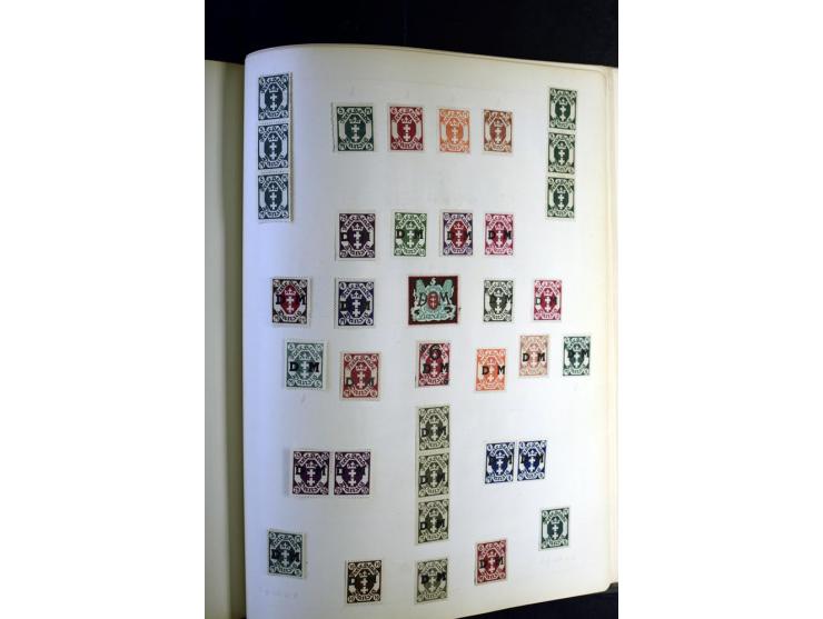 1872/1945, ungebrauchte und gestempelte Sammlung besseren Brustschilden, später u.a. Block 1-3 ungebraucht sowie ein Teil Zus