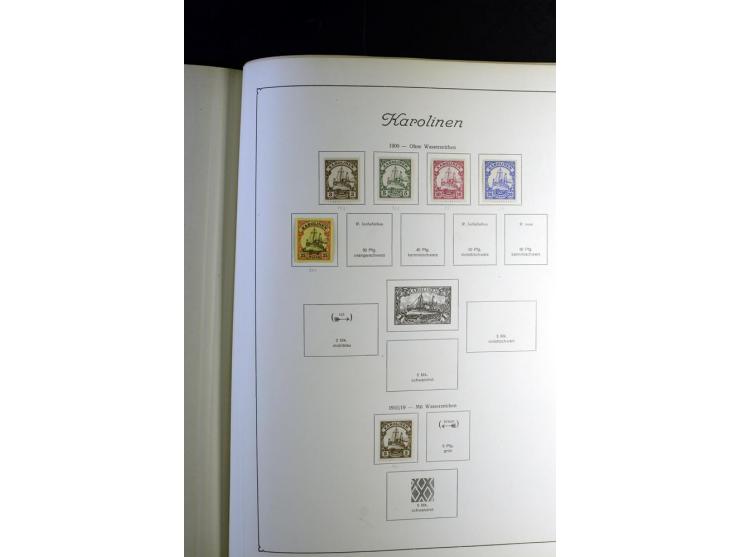 1872/1945, ungebrauchte und gestempelte Sammlung besseren Brustschilden, später u.a. Block 1-3 ungebraucht sowie ein Teil Zus