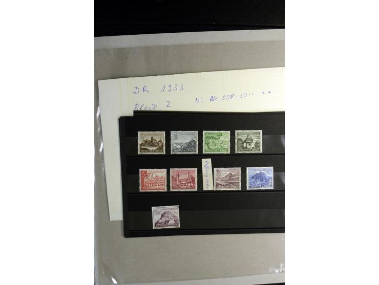 1880/1945, postfrische, ungebrauchte und etwas gestempelte Partie mit guten postfrischen Werten und Sätzen, Bl.2 (Mängel im R