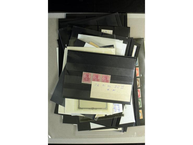 1880/1945, postfrische, ungebrauchte und etwas gestempelte Partie mit guten postfrischen Werten und Sätzen, Bl.2 (Mängel im R
