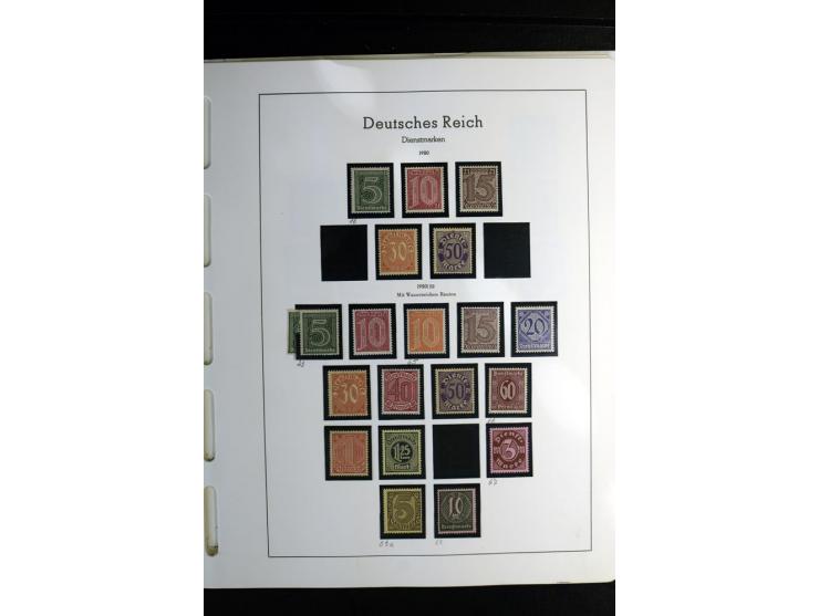 1900/45, postfrische und ungebrauchte reichhaltige Sammlung mit guten Werten, Sätzen und Blocks