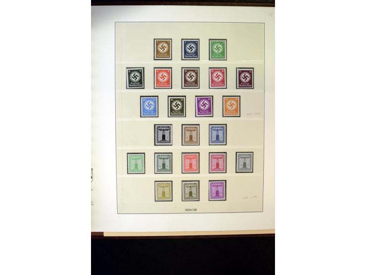 1902/45, postfrische, ungebrauchte und oft zusätzlich gestempelte reichhaltige Sammlung, in den Hauptnummern komplett (IV nur