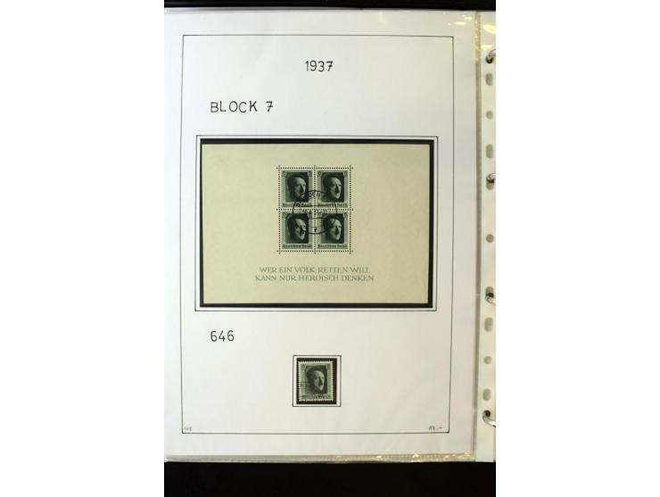 1923/45, gestempelte kpl. Sammlung mit u.a. Mi.-Nr. 346y, 356Xx, 357Xx, 393Y, 398X, 399X (Firmenlochung), 452b, Bl.2 (fleckig