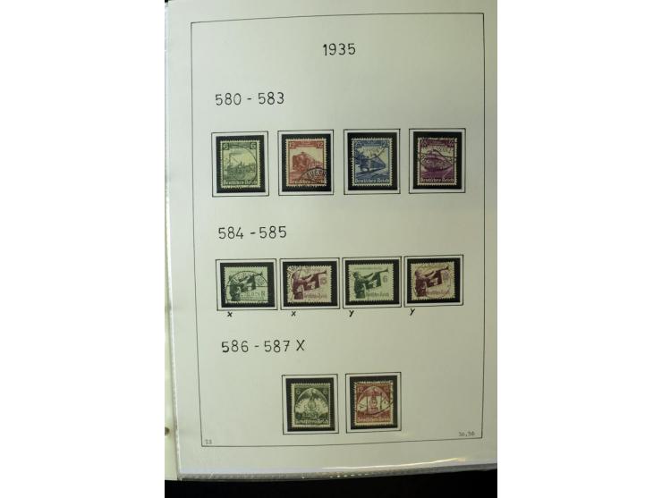 1923/45, gestempelte kpl. Sammlung mit u.a. Mi.-Nr. 346y, 356Xx, 357Xx, 393Y, 398X, 399X (Firmenlochung), 452b, Bl.2 (fleckig
