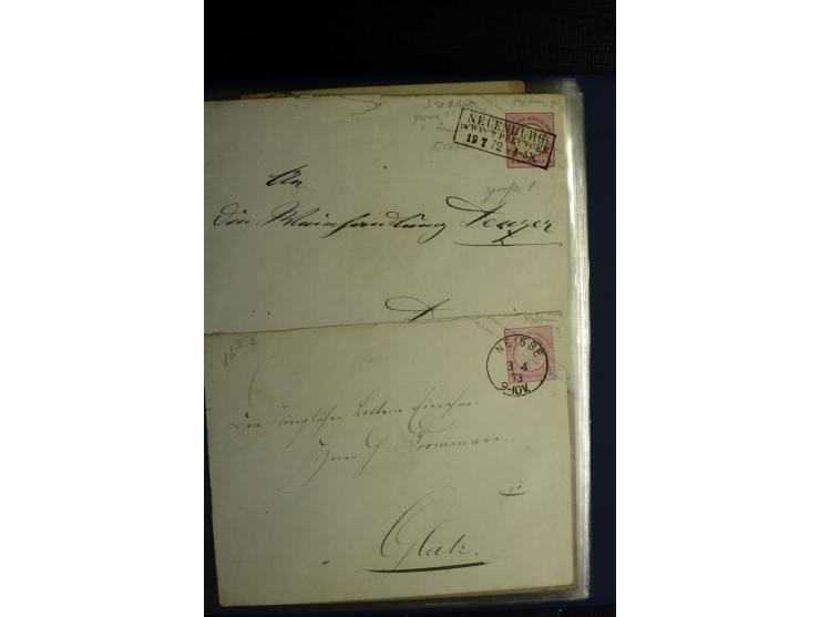 1872/75, ca. 280 Briefen, Karten und Ganzsachen, dabei viele interessante Belege, u.a. Mehrfachfrankaturen, Einheiten bis zum