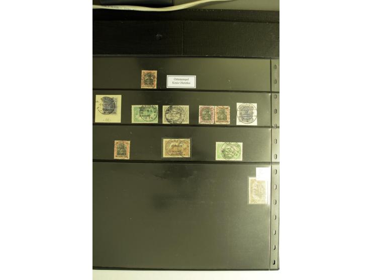 1920, Stempelsammlung auf losen Marken, Briefstücken und 28 Briefen, Karten und Ganzsachen, Postanweisungen und Paketkarte, d