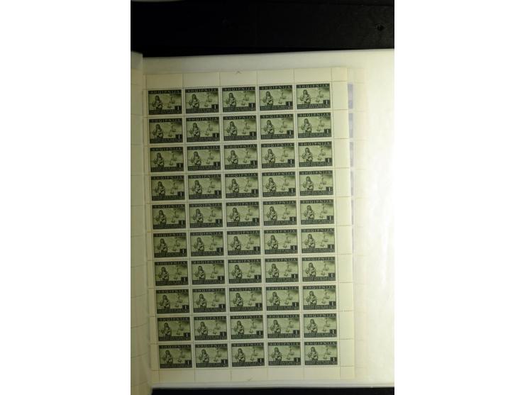1944, Bombengeschädigte 5 Q.-3 Fr., 100 postfrische Sätze im Originalbogen (Mi.-Nr. 15-21; Mi. 7.000,-)
