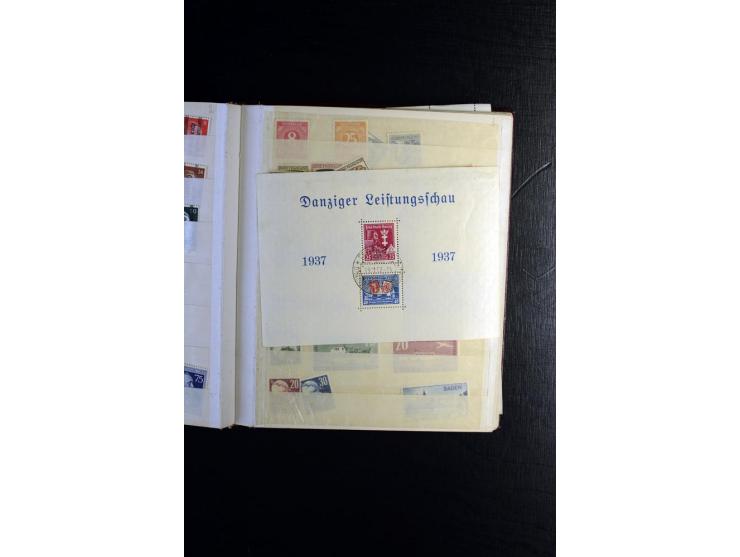 1900/55, postfrischer, ungebrauchter und gestempelter Posten mit vielen guten Werten und Sätzen, dabei u.a. Bund Posthorn pos