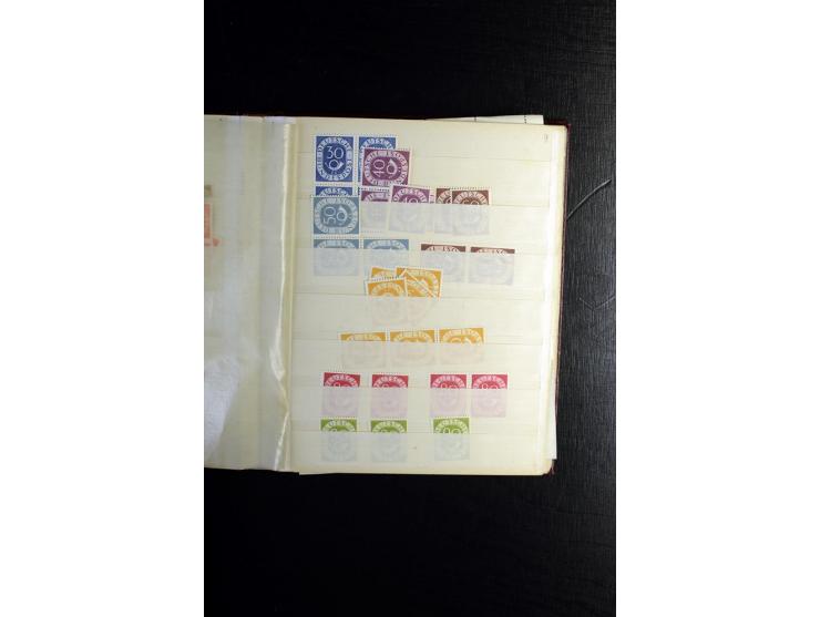 1900/55, postfrischer, ungebrauchter und gestempelter Posten mit vielen guten Werten und Sätzen, dabei u.a. Bund Posthorn pos