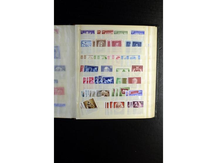 1900/55, postfrischer, ungebrauchter und gestempelter Posten mit vielen guten Werten und Sätzen, dabei u.a. Bund Posthorn pos