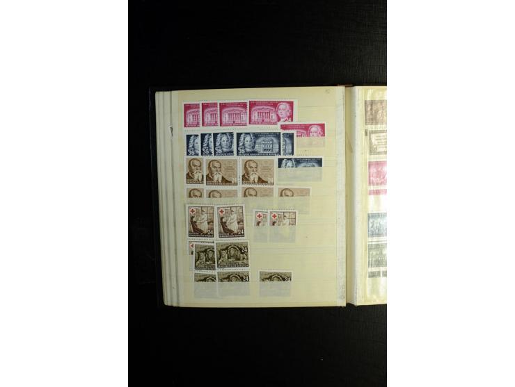 1900/55, postfrischer, ungebrauchter und gestempelter Posten mit vielen guten Werten und Sätzen, dabei u.a. Bund Posthorn pos