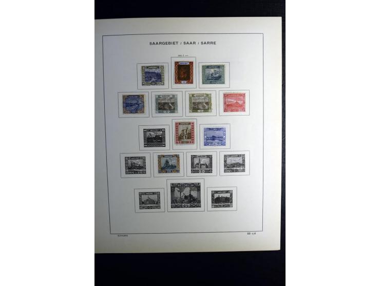 1900/55, postfrischer, ungebrauchter und gestempelter Posten mit vielen guten Werten und Sätzen, dabei u.a. Bund Posthorn pos