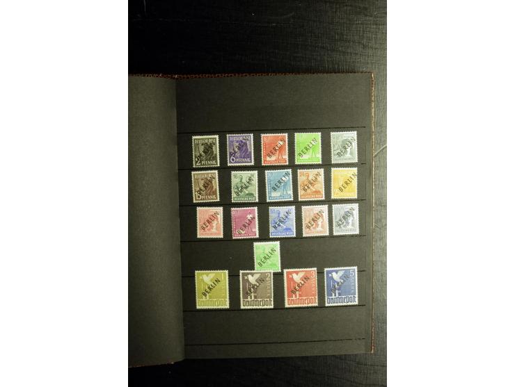 1945/55, vorwiegend postfrische Partie besserer Werte, dabei Französische Zone inkl. 46II augenscheinlich komplett, Bizone 52