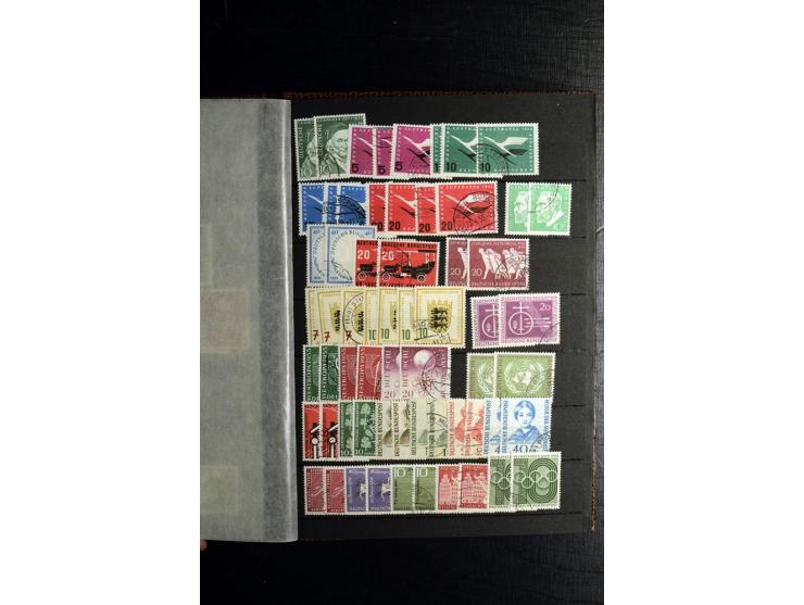 1945/55, vorwiegend postfrische Partie besserer Werte, dabei Französische Zone inkl. 46II augenscheinlich komplett, Bizone 52