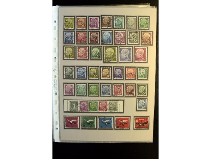 1945/90, gestempelte Sammlung, dabei SBZ mit guten Blockausgaben, DDR mit besseren, Berlin in den Hauptnummern komplett, dabe