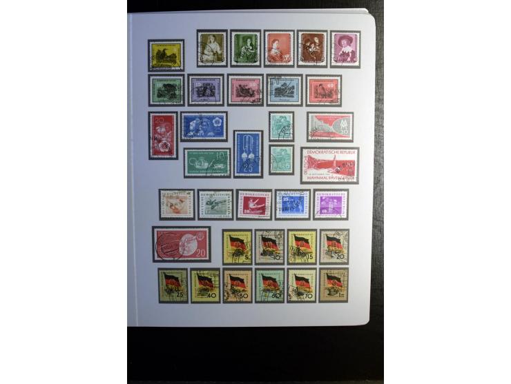 1945/90, gestempelte Sammlung, dabei SBZ mit guten Blockausgaben, DDR mit besseren, Berlin in den Hauptnummern komplett, dabe