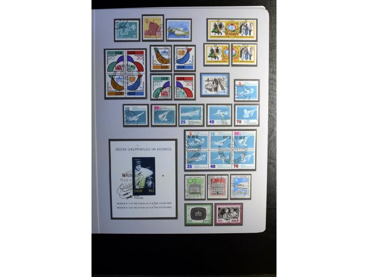 1945/90, gestempelte Sammlung, dabei SBZ mit guten Blockausgaben, DDR mit besseren, Berlin in den Hauptnummern komplett, dabe
