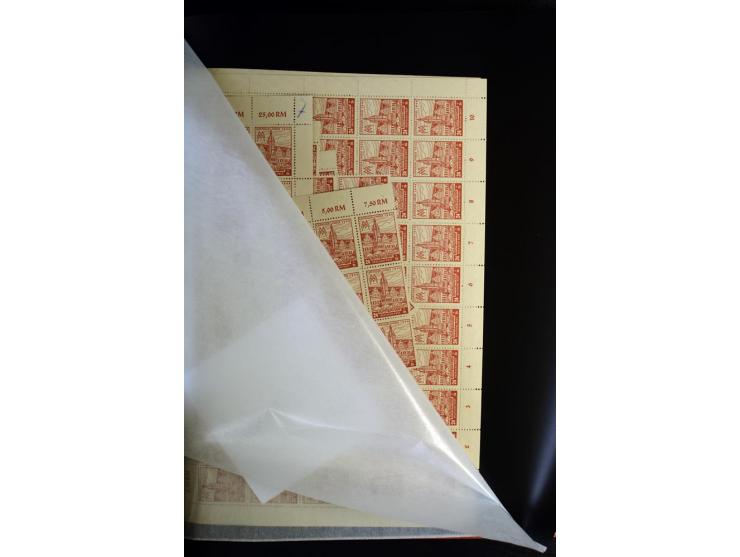 1946, Leipziger Messe, postfrischer Bestand, dabei Bogen, Bogenteile und Einheiten, u.a. Mi.-Nr. 162/65By (48) etc. (Mi.-Nr. 