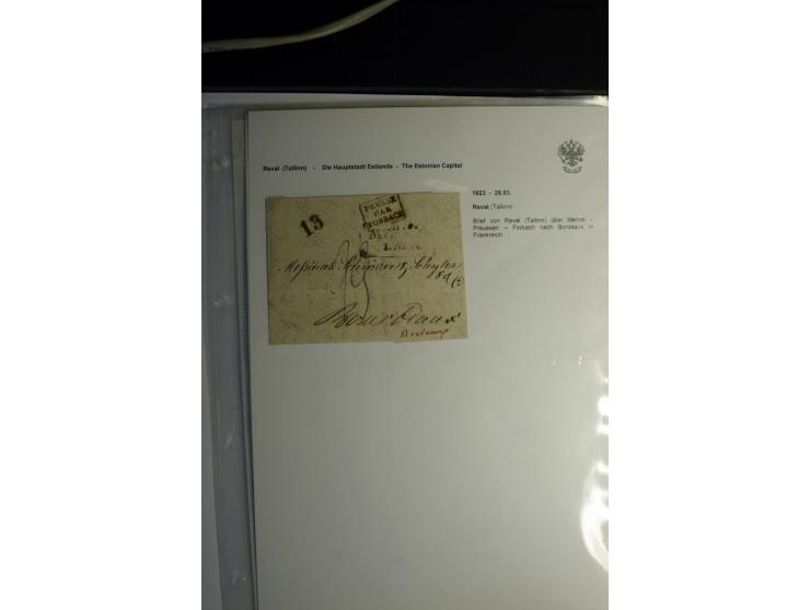 REVAL (TALLINN) - Die Hauptstadt Estlands - 1730/1855, Sammlung mit 25 Vorphila-Briefen, dabei ein Forwarded-Schiffs-Brief so