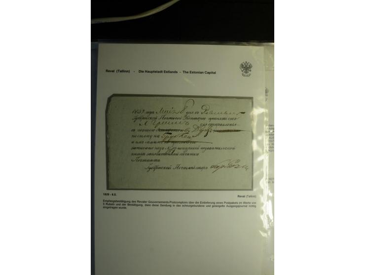 REVAL (TALLINN) - Die Hauptstadt Estlands - 1730/1855, Sammlung mit 25 Vorphila-Briefen, dabei ein Forwarded-Schiffs-Brief so