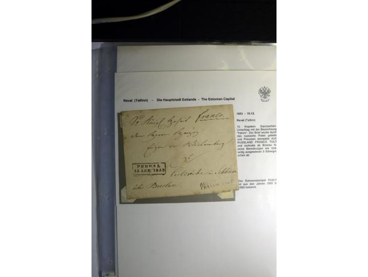 REVAL (TALLINN) - Die Hauptstadt Estlands - 1730/1855, Sammlung mit 25 Vorphila-Briefen, dabei ein Forwarded-Schiffs-Brief so