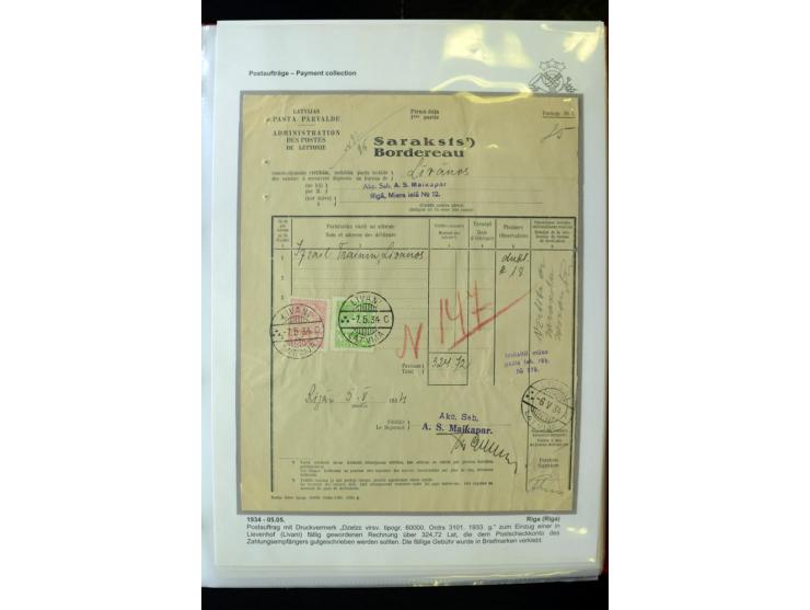 POSTFORMULARE: 1919/40, umfangreiche Sammlung von über 80 Ganzstücken, dabei "Au Bureau des Postes", Umschläge des Postscheck