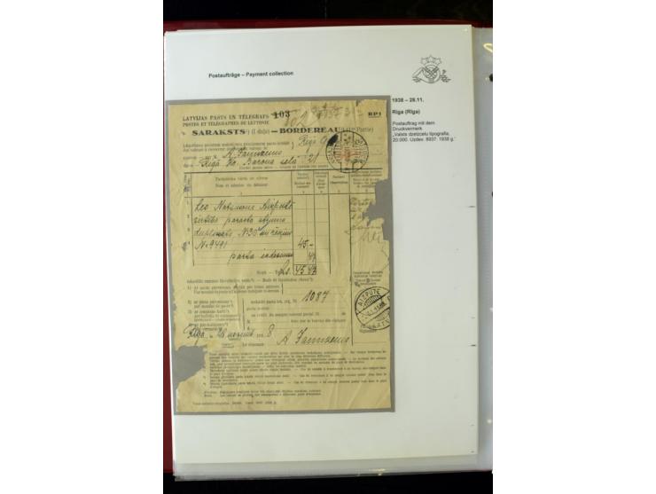 POSTFORMULARE: 1919/40, umfangreiche Sammlung von über 80 Ganzstücken, dabei "Au Bureau des Postes", Umschläge des Postscheck