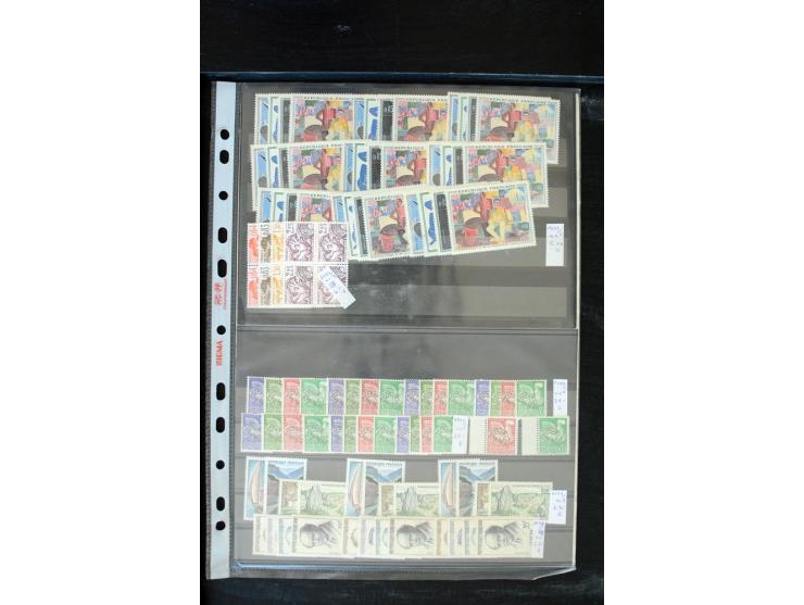 1849/2005, postfrischer, ungebrauchter und gestempelter Bestand mit u.a. Mi.-Nr. 220-21, 239, 248 (H-Blatt), 305-11, 321 (2),