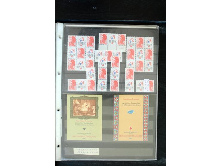 1849/2005, postfrischer, ungebrauchter und gestempelter Bestand mit u.a. Mi.-Nr. 220-21, 239, 248 (H-Blatt), 305-11, 321 (2),