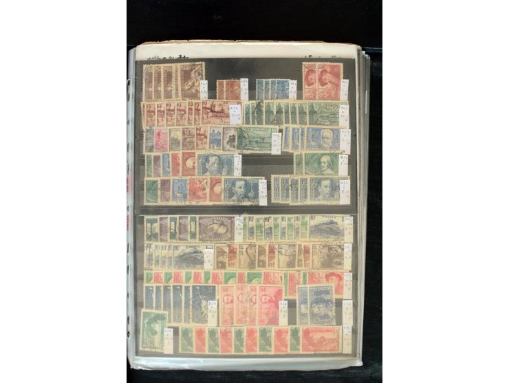 1849/2005, postfrischer, ungebrauchter und gestempelter Bestand mit u.a. Mi.-Nr. 220-21, 239, 248 (H-Blatt), 305-11, 321 (2),