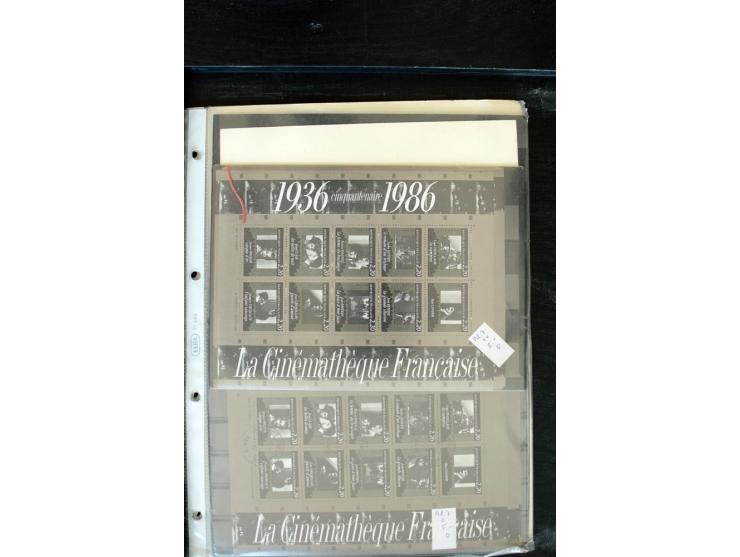 1849/2005, postfrischer, ungebrauchter und gestempelter Bestand mit u.a. Mi.-Nr. 220-21, 239, 248 (H-Blatt), 305-11, 321 (2),
