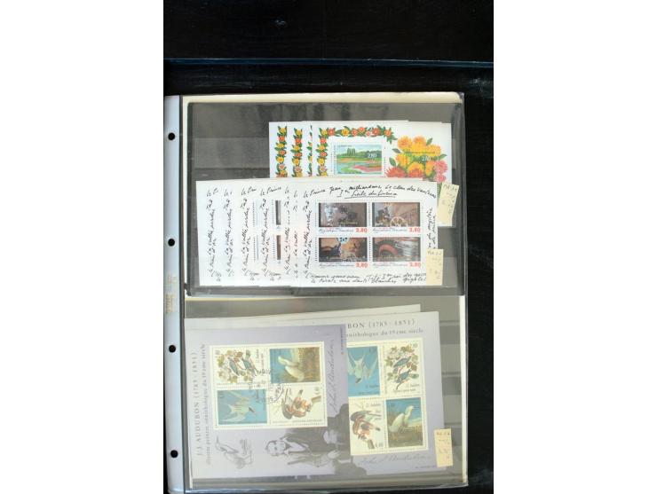 1849/2005, postfrischer, ungebrauchter und gestempelter Bestand mit u.a. Mi.-Nr. 220-21, 239, 248 (H-Blatt), 305-11, 321 (2),