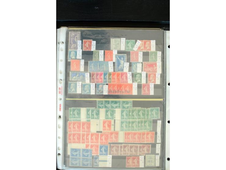 1849/2005, postfrischer, ungebrauchter und gestempelter Bestand mit u.a. Mi.-Nr. 220-21, 239, 248 (H-Blatt), 305-11, 321 (2),