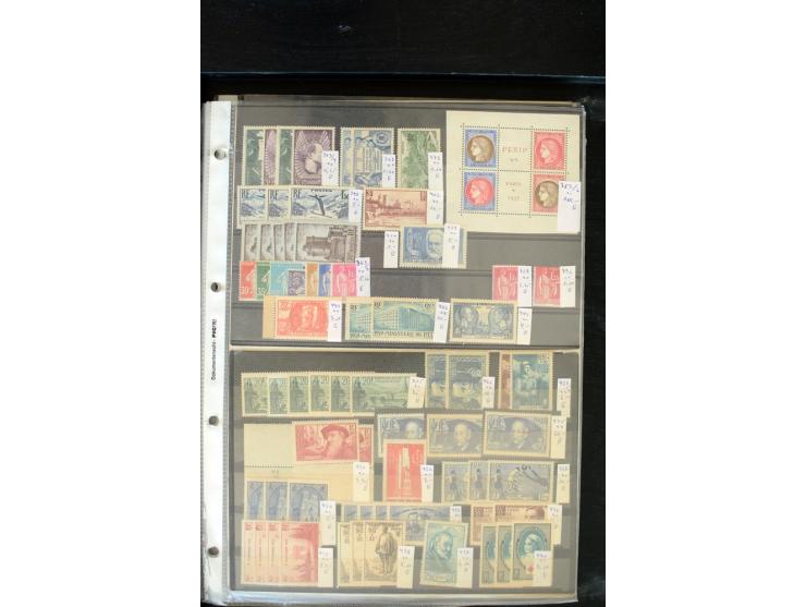 1849/2005, postfrischer, ungebrauchter und gestempelter Bestand mit u.a. Mi.-Nr. 220-21, 239, 248 (H-Blatt), 305-11, 321 (2),