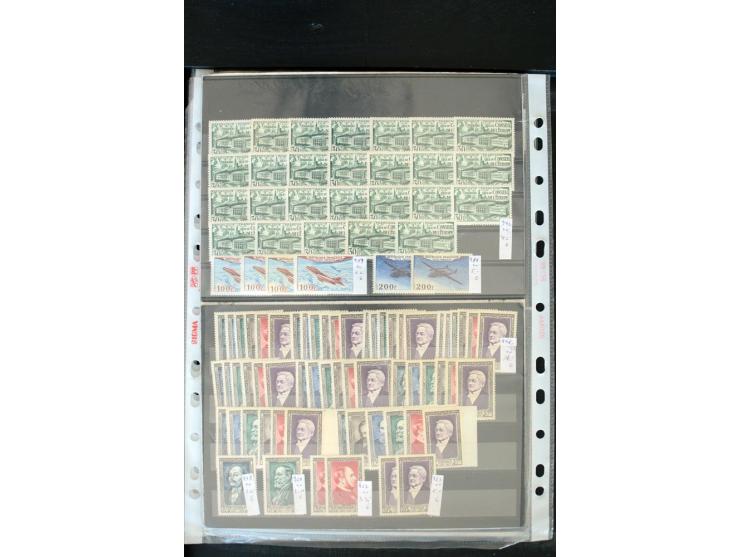 1849/2005, postfrischer, ungebrauchter und gestempelter Bestand mit u.a. Mi.-Nr. 220-21, 239, 248 (H-Blatt), 305-11, 321 (2),