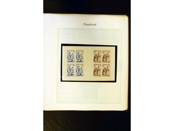 1849/1959, postfrische, ungebrauchte und gestempelte Sammlung mit vielen guten Ausgaben wie Mi.-Nr. 311, 321, Bl.1, 3, Porto,