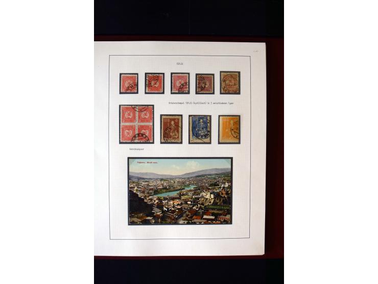 1919/23, 2bändige, ausstellungsmäßig aufgezogene Spezialsammlung, dabei die Markenausgaben sehr reichhaltig ungebraucht und g