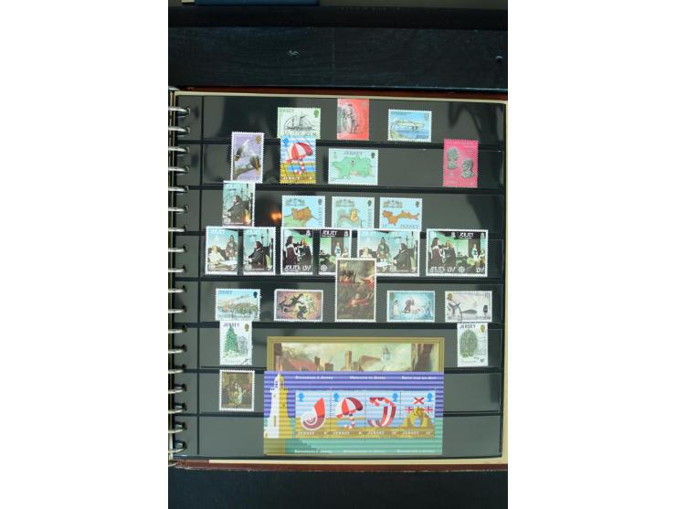1840/1988, postfrische, ungebrauchte und gestempelte Sammlung mit u.a. Mi.-Nr. 1 (15), 2 (5), 5 (6), 6 (3), 7 (3), 35 (4), 49