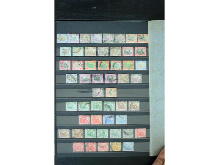 1854/1984 (ca.), postfrische, ungebrauchte und gestempelte Sammlung, dabei schöner Teil Hongkong, Indien mit Feudalstaaten un