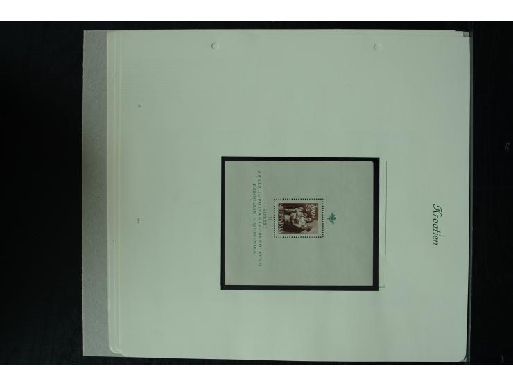 1941/45, postfrische und ungebrauchte Sammlung mit Mi.-Nr. 24-38 (teils kleine Beanstandungen), 170-72 und Bl.8 (bügig), 3 Fo