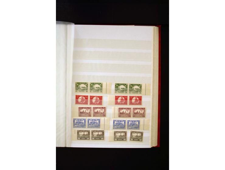 1918/40, umfangreiche ungebrauchte/postfrische und gestempelte Sammlung, teils aufgezogen auf alten Blanko-Blättern und besch