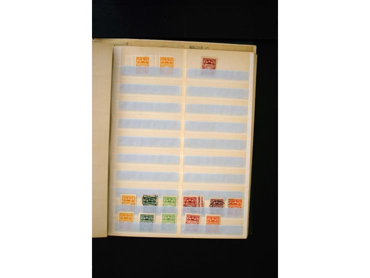 1918/40, umfangreiche ungebrauchte/postfrische und gestempelte Sammlung, teils aufgezogen auf alten Blanko-Blättern und besch